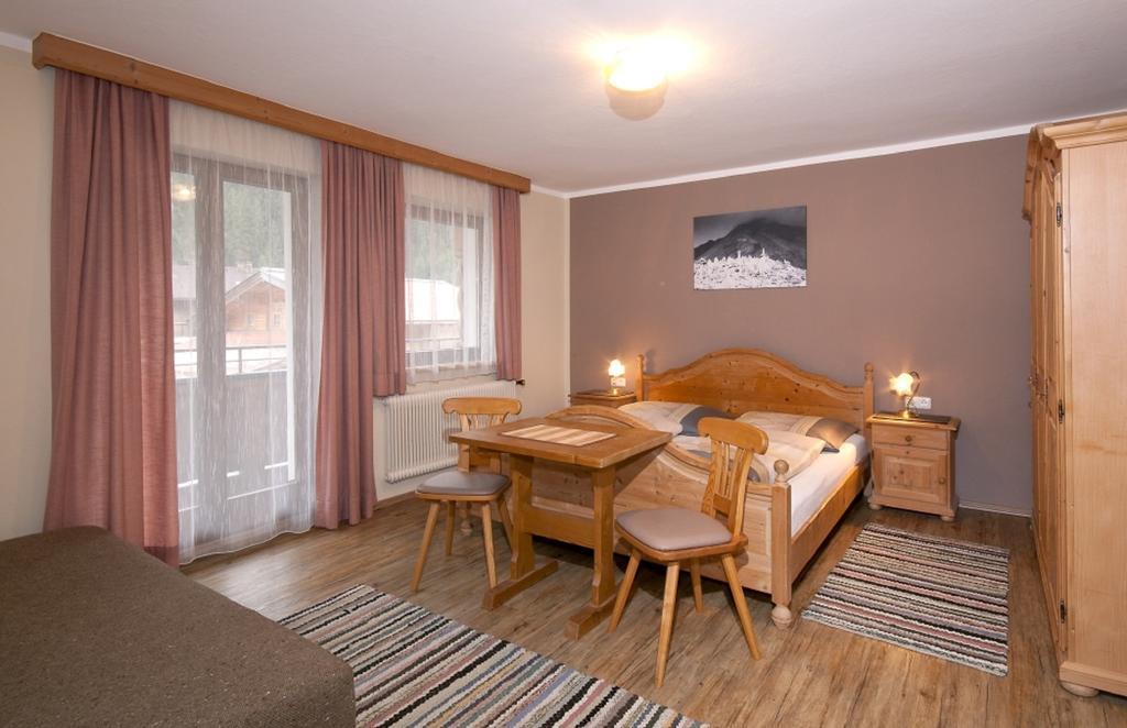 Landhaus Tyrol Mayrhofen Phòng bức ảnh